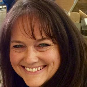 Meet your Posher, Linda